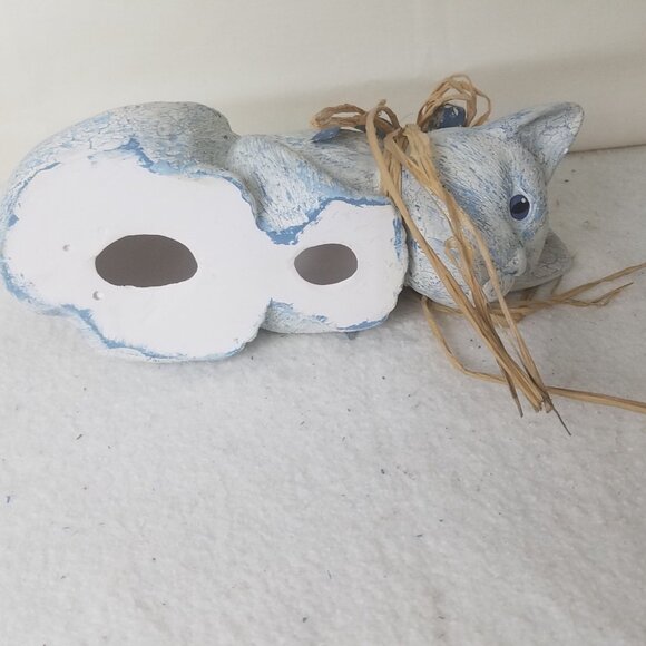 Cat Sitting On Shelf Looking Down vtg Ceramic blue with blue accents collar - Picture 5 of 10